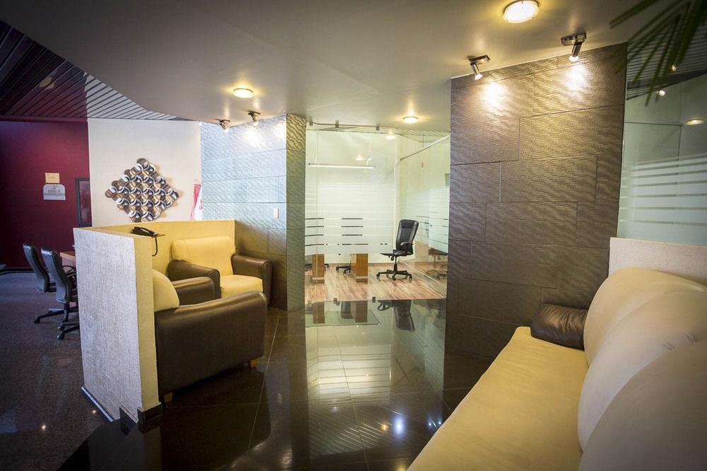 Hotel Abastos Plaza Mexico by Eksteriør bilde