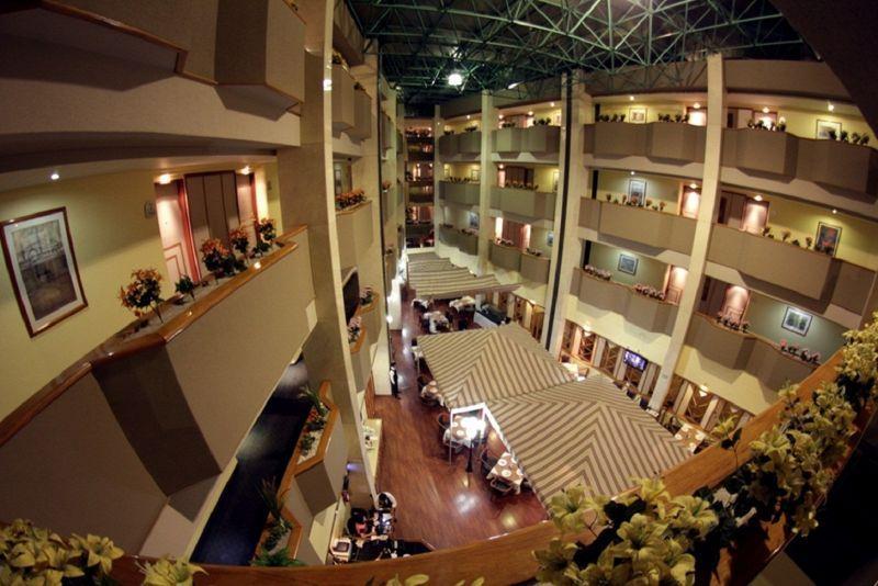 Hotel Abastos Plaza Mexico by Eksteriør bilde