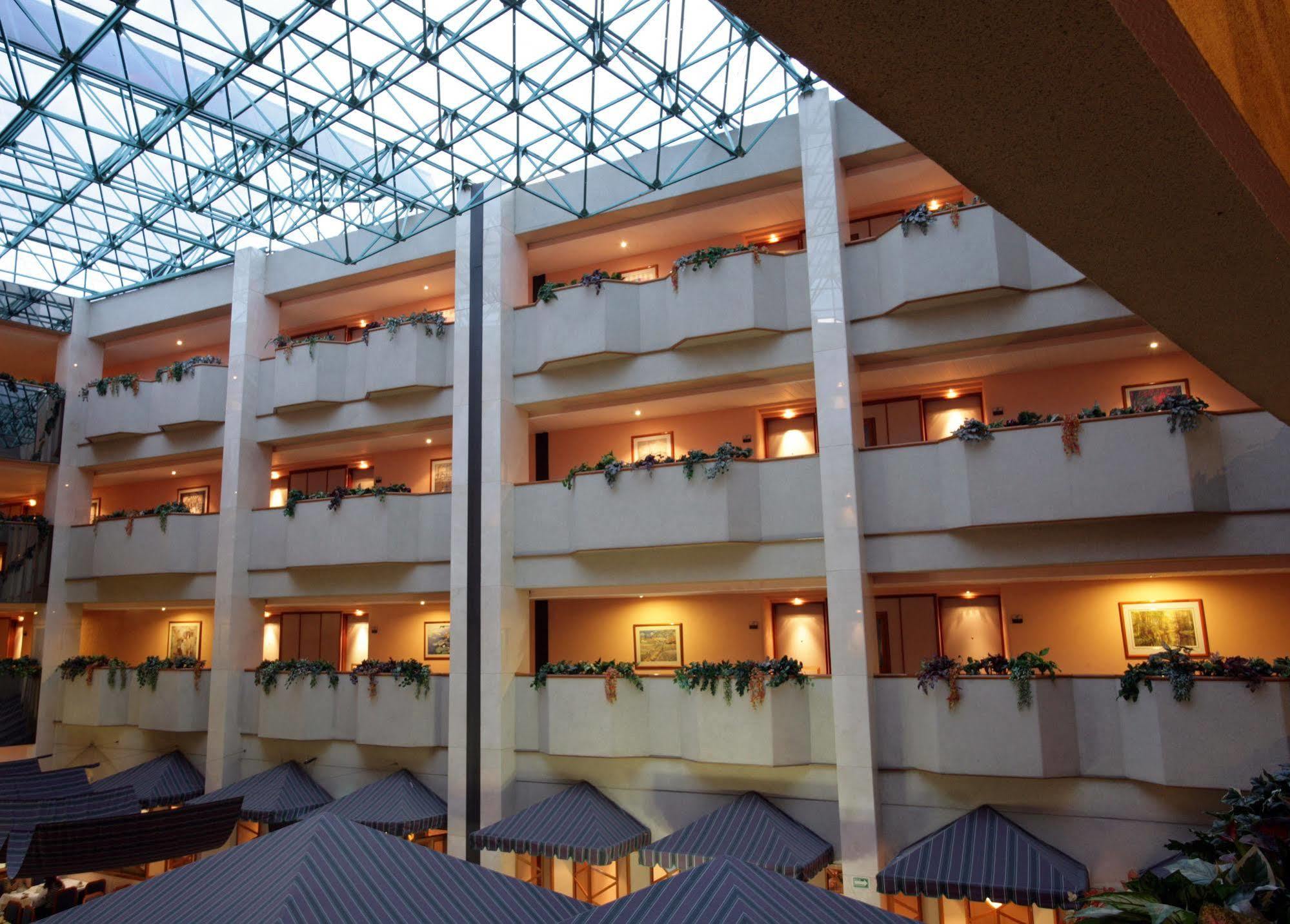 Hotel Abastos Plaza Mexico by Eksteriør bilde
