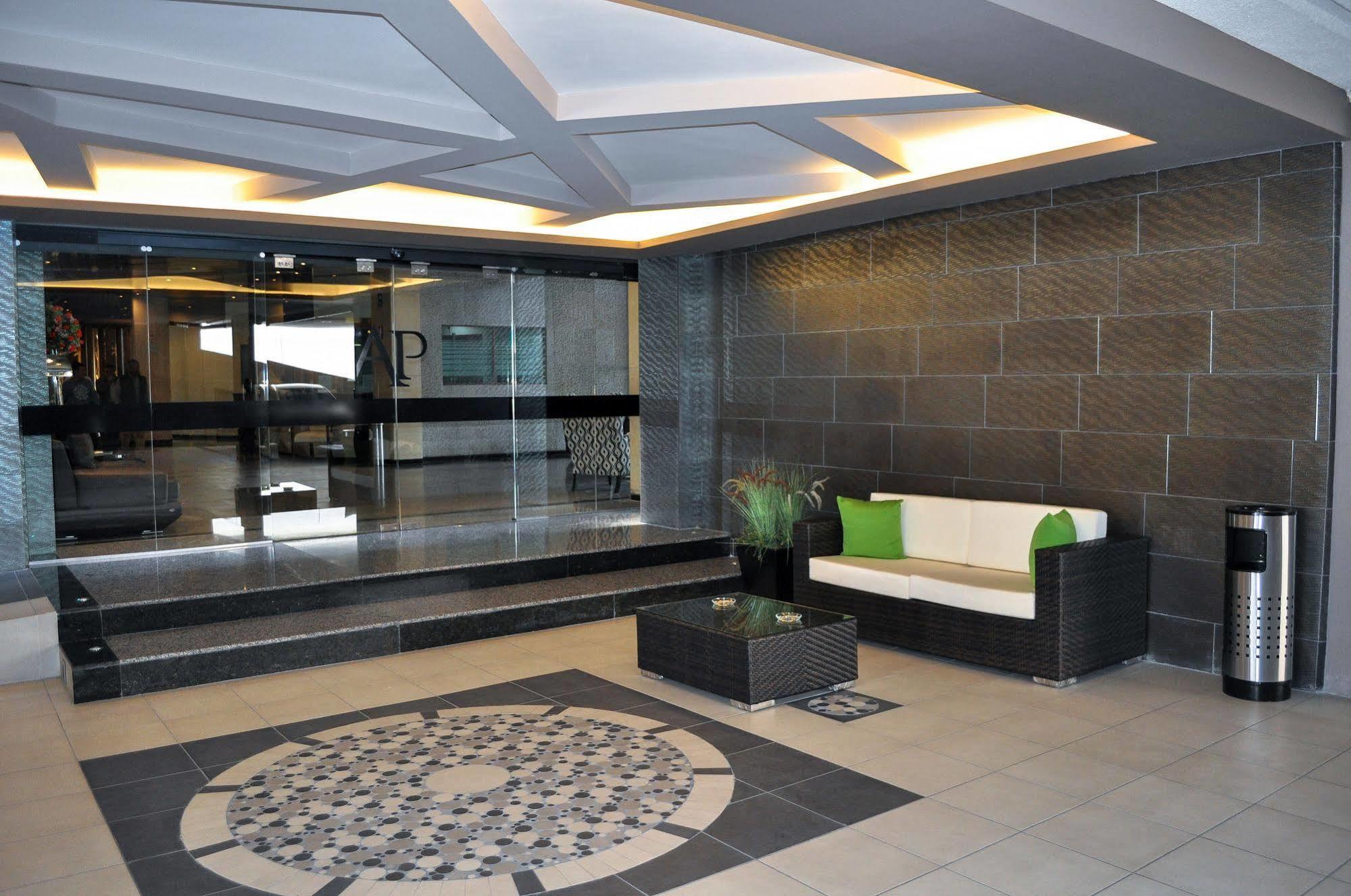 Hotel Abastos Plaza Mexico by Eksteriør bilde